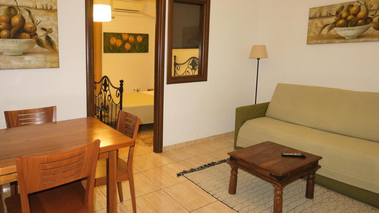 Kallisti Apartments مدينة سكياثوس الغرفة الصورة