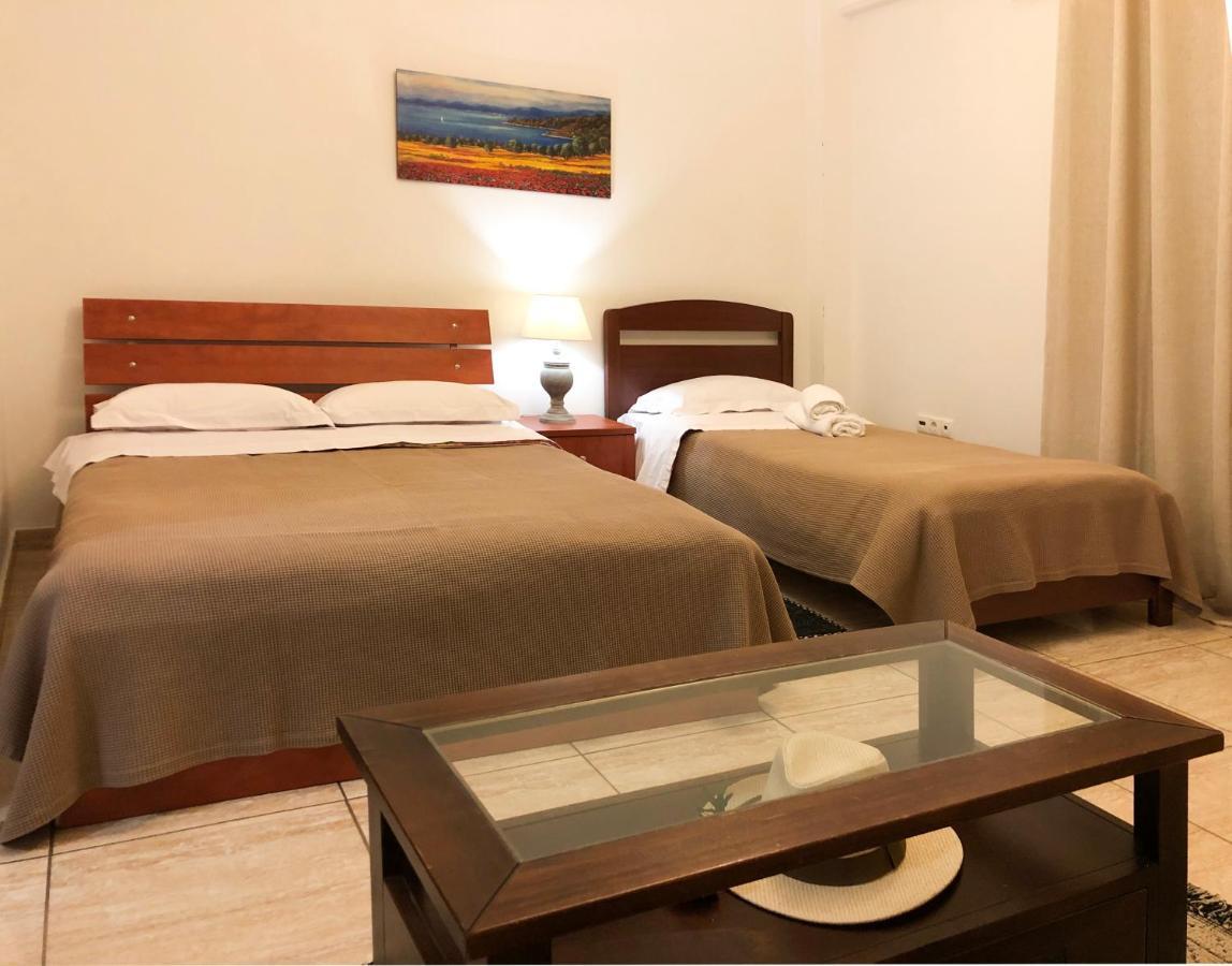 Kallisti Apartments مدينة سكياثوس المظهر الخارجي الصورة