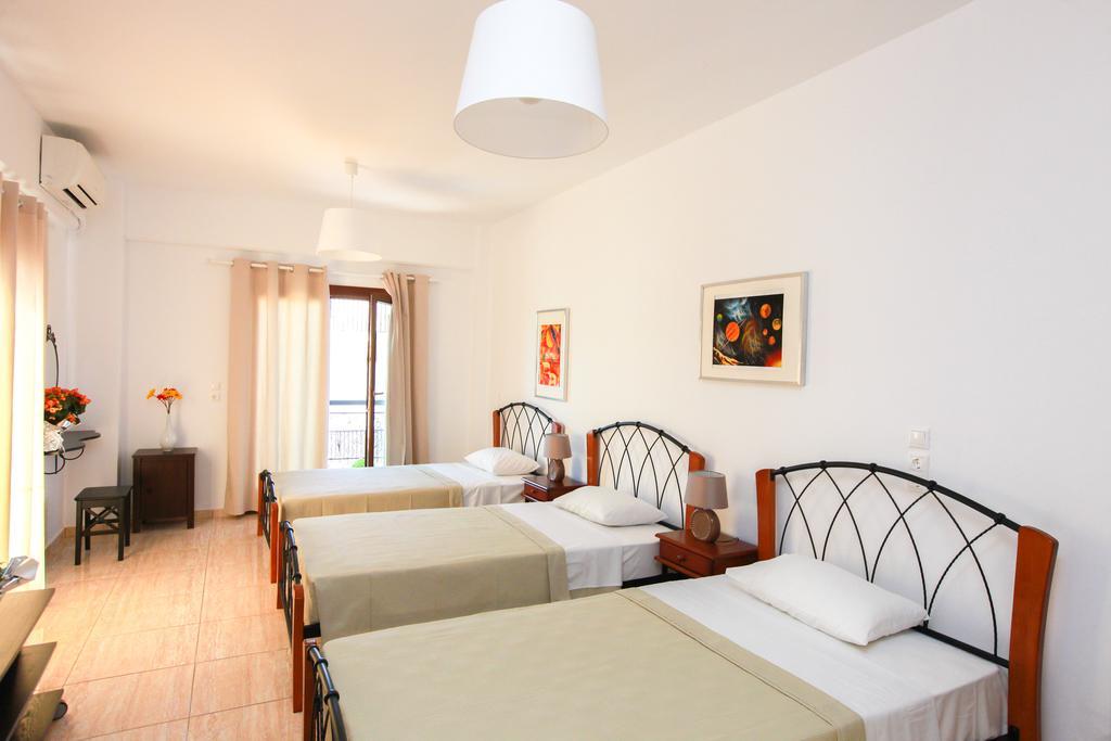 Kallisti Apartments مدينة سكياثوس الغرفة الصورة